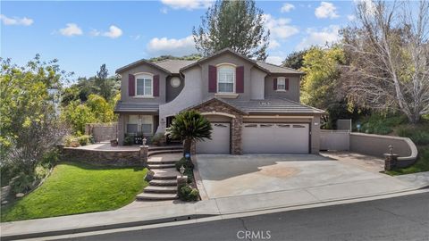 Photo of 21736 Redwood Canyon Pl, Saugus, CA 91390 (MLS # SR26048053)