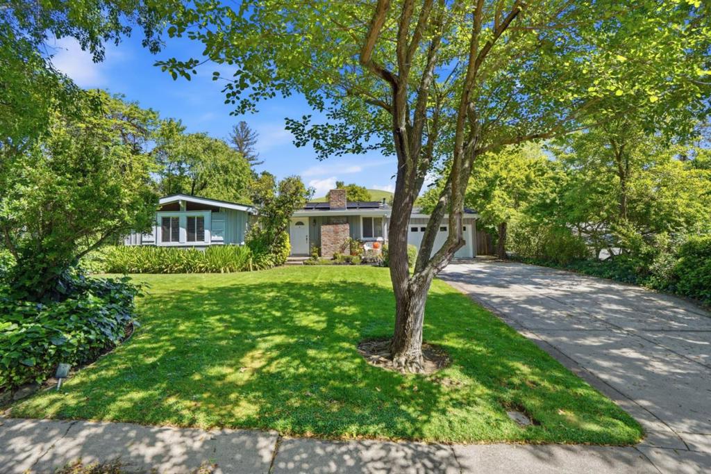 3372 Mildred Lane