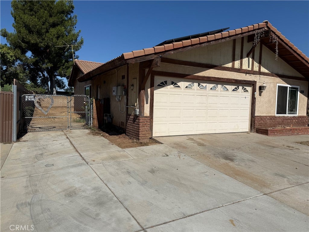 12949 Valley Springs