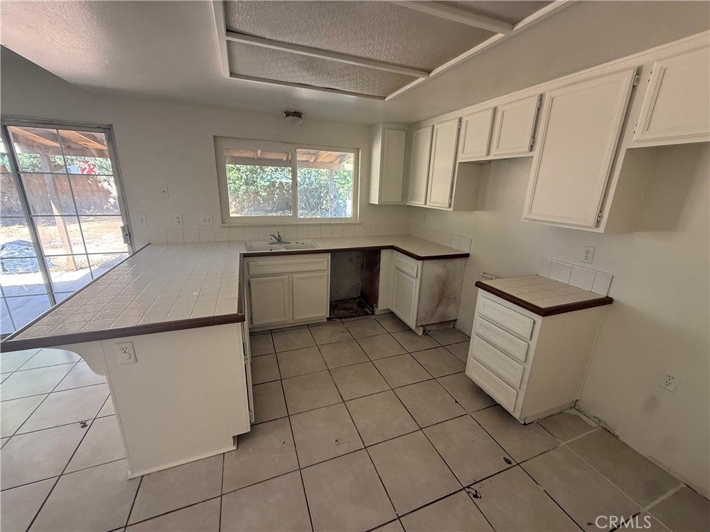 12949 Valley Springs