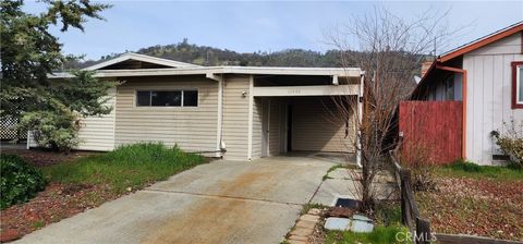 Photo of 13442 Marina Vlg, Clearlake Oaks, CA 95423 (MLS # LC25274746)