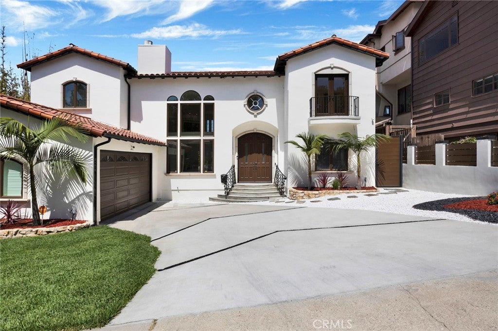 Photo of 3260 Inglewood BLVD, Los Angeles, CA 90066 (MLS # SR26158308)