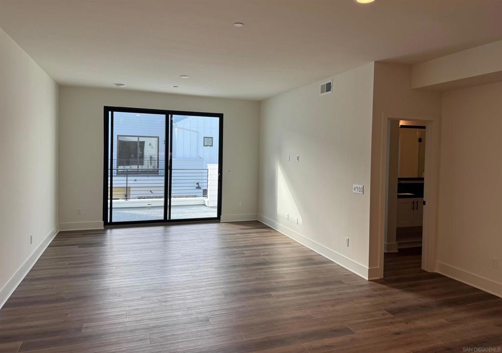 1107 Catania Court 205