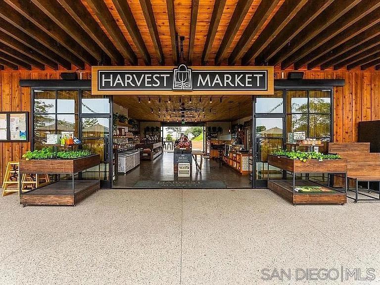 Leucadia - Residential Lease