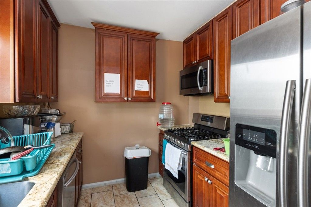listing image 130724499344707689050