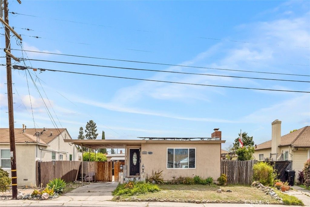 listing image 130729600784811585043