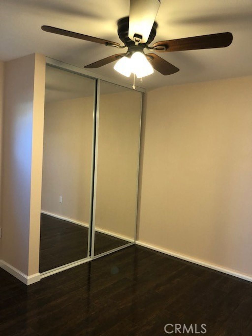listing image 130727643399306206590