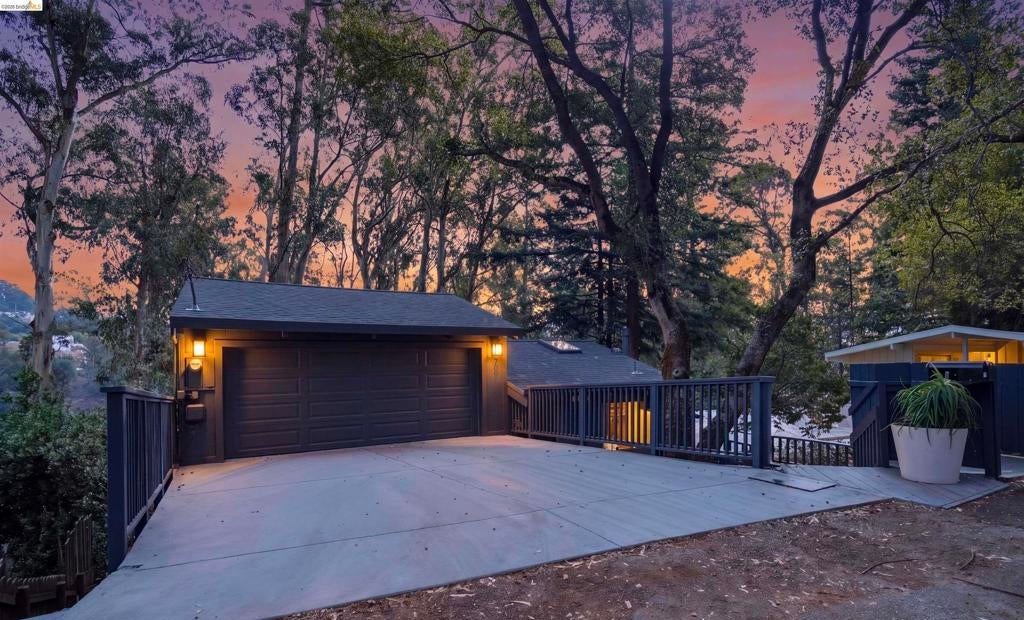 7099 Pinehaven Road