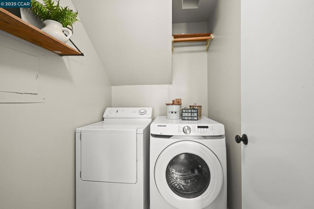 COUNTRYWOOD - Residential