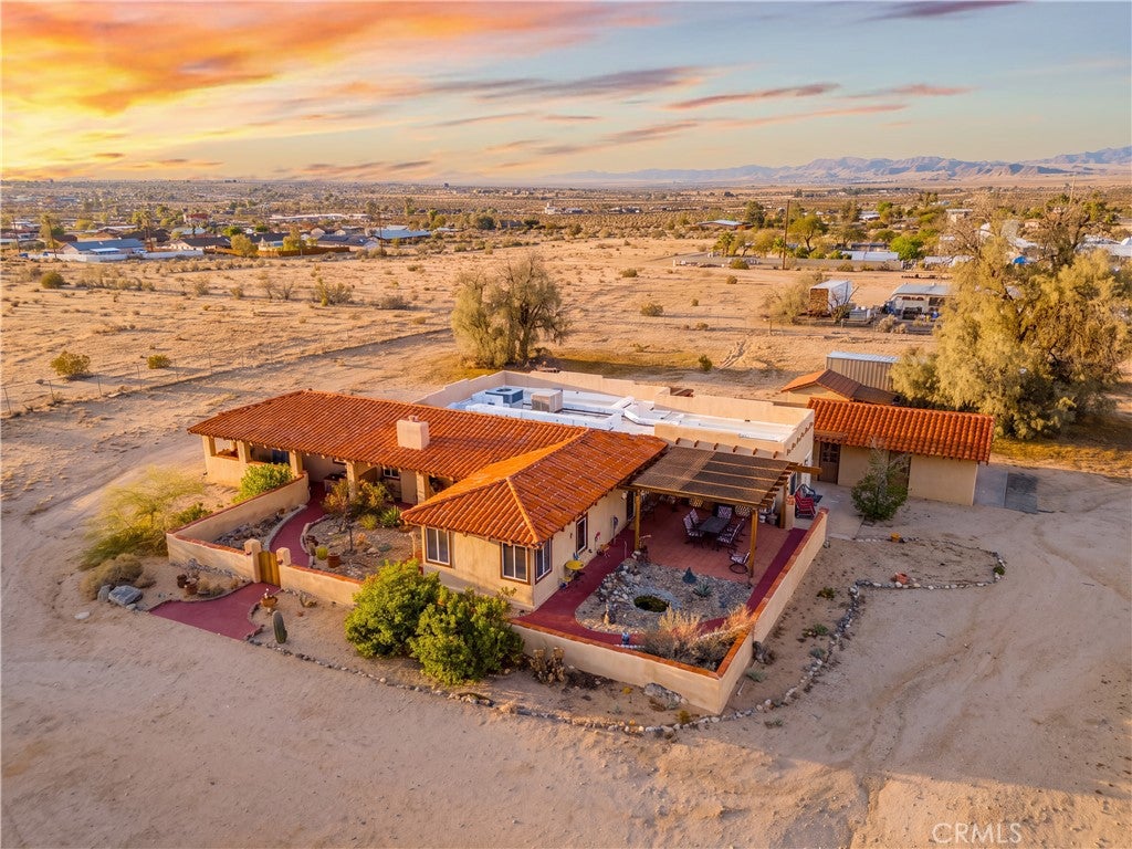 74784 Foothill Drive