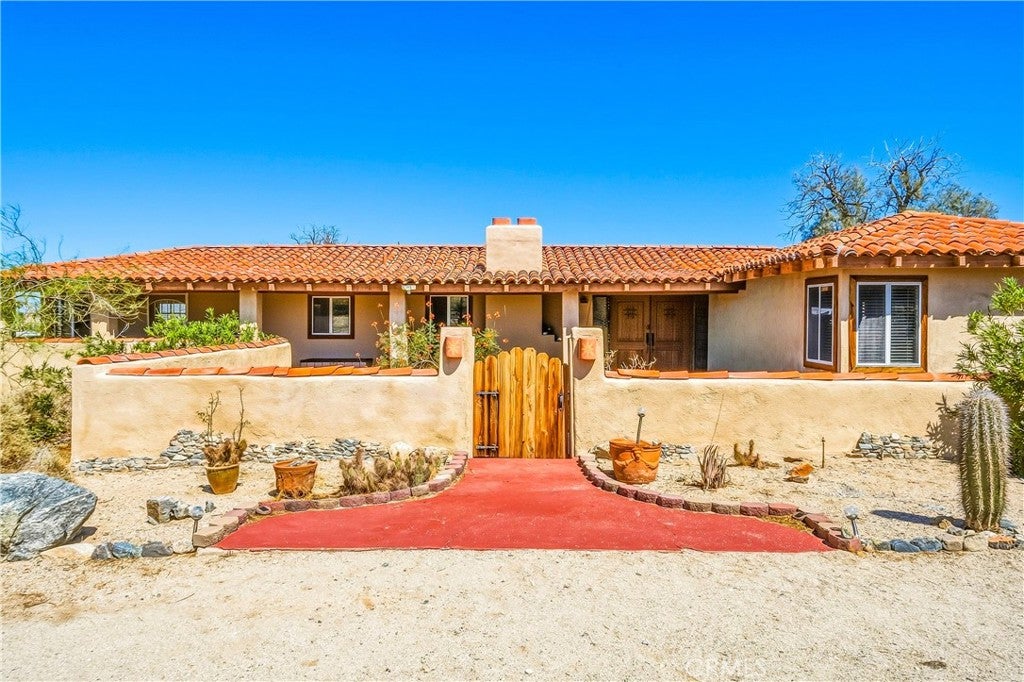 74784 Foothill Drive