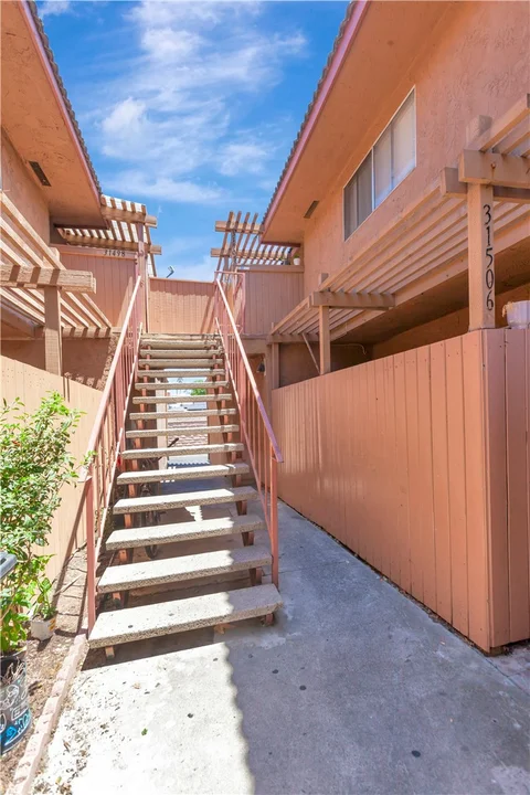MLS: OC26169009