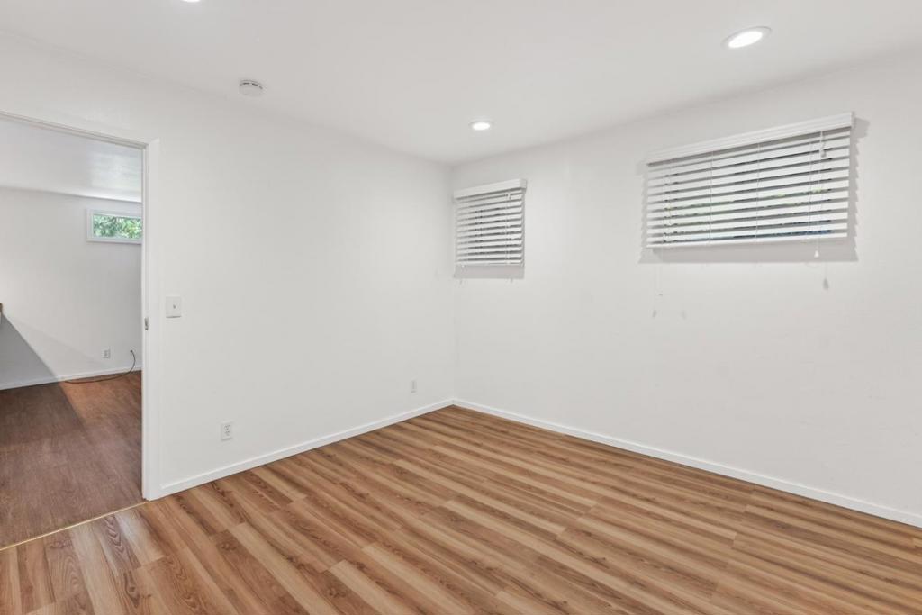 407 Maple Street