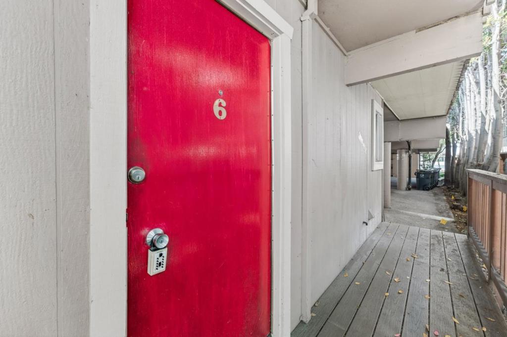 407 Maple Street