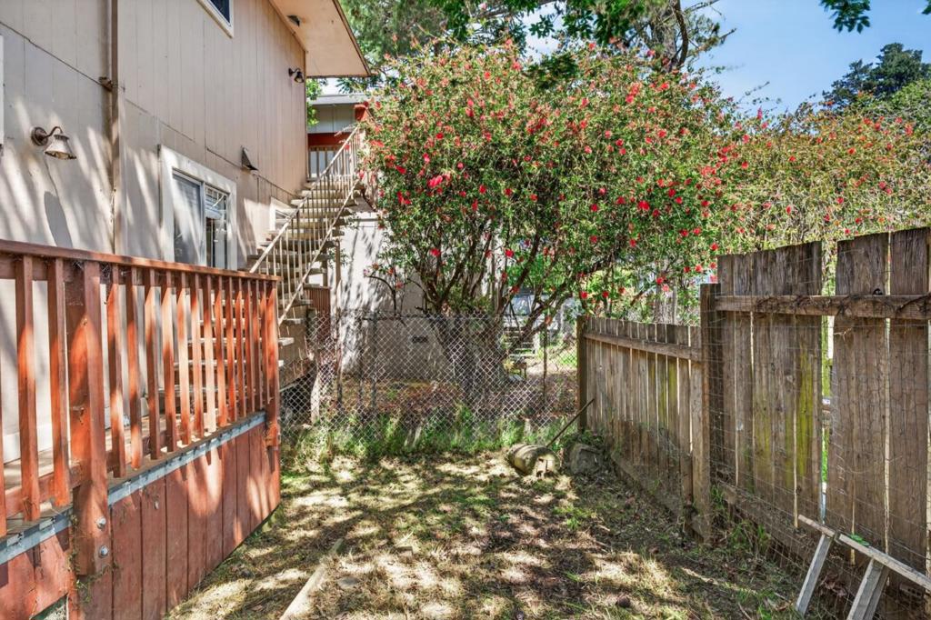 407 Maple Street