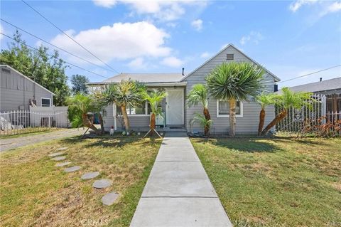 Photo of 12938 Helmer Drive, Whittier, CA 90602 (MLS # PW25174658) Photo of 12938 Helmer Drive, Whittier, CA 90602 (MLS # PW25174658)