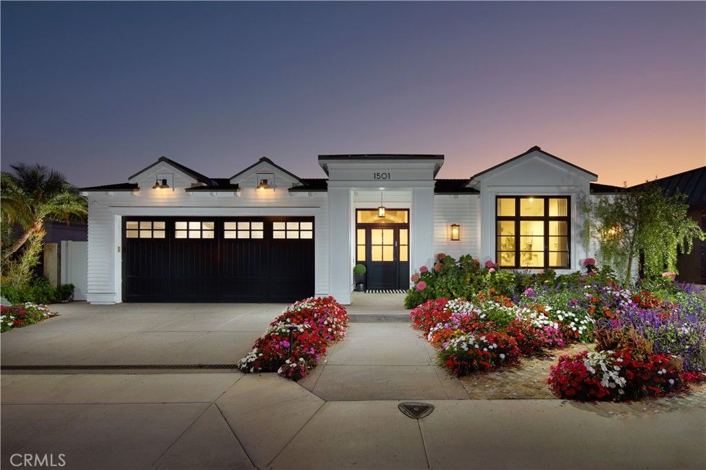 Photo of 1501 Serenade Terrace, Corona Del Mar, CA 92625 (MLS # NP25257563)