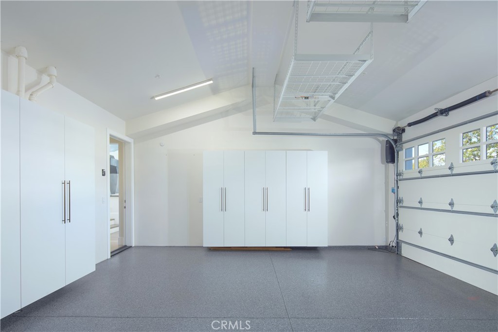 Irvine Terrace (IRVT) - Residential