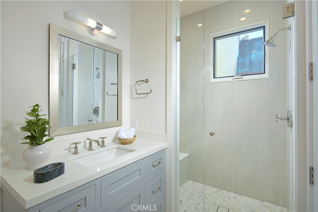 Irvine Terrace (IRVT) - Residential