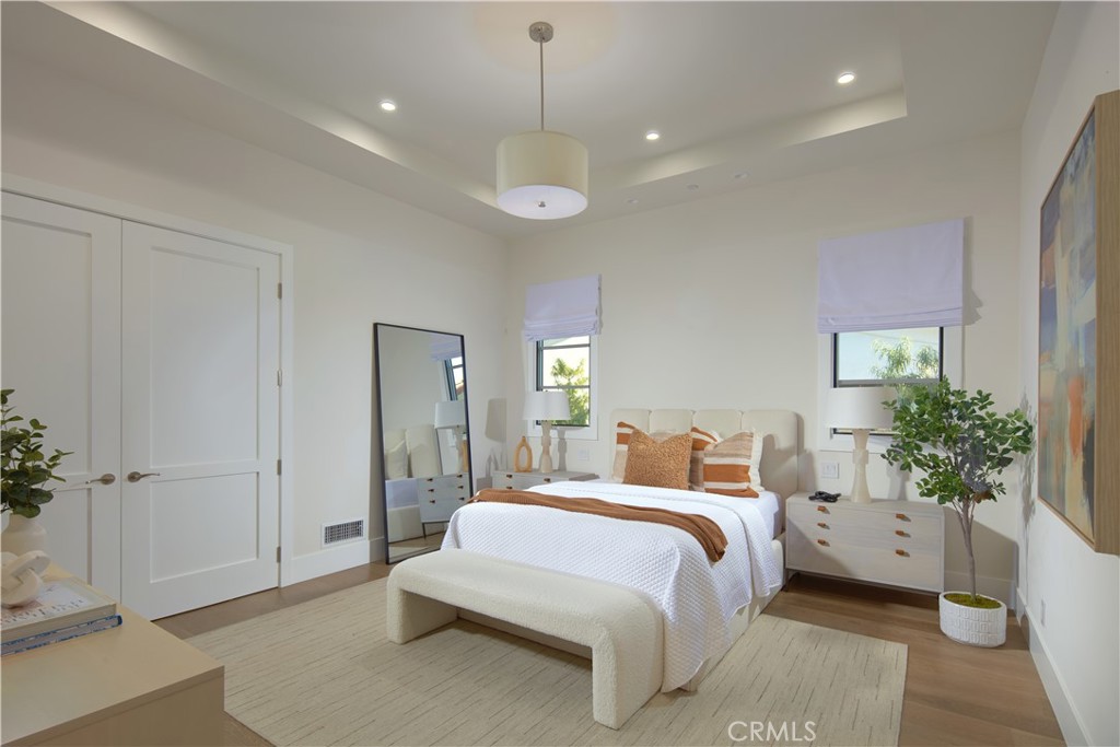 Irvine Terrace (IRVT) - Residential