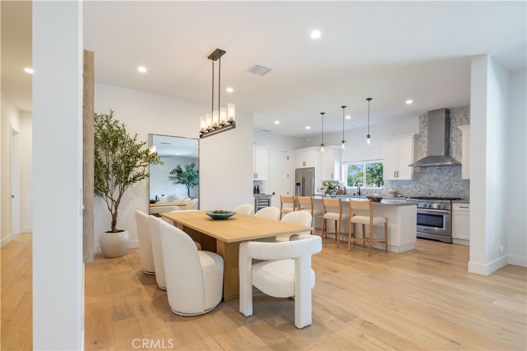 333 Mesa Drive