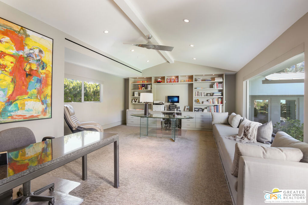 Old Las Palmas - Residential