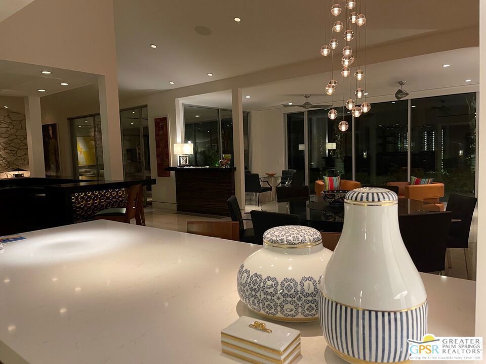 Old Las Palmas - Residential