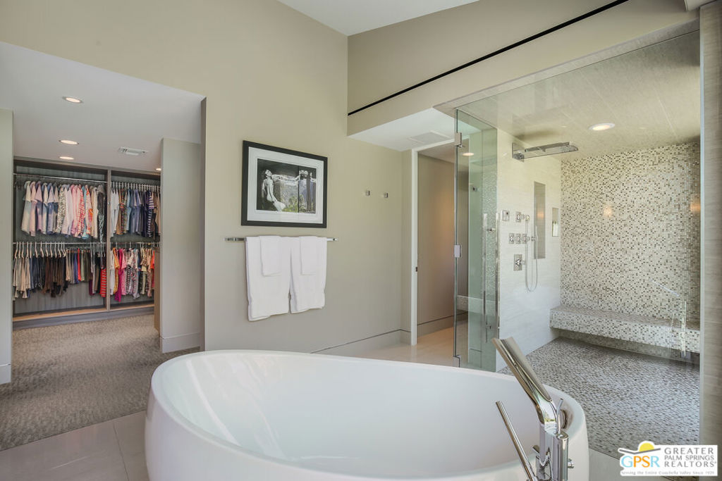 Old Las Palmas - Residential