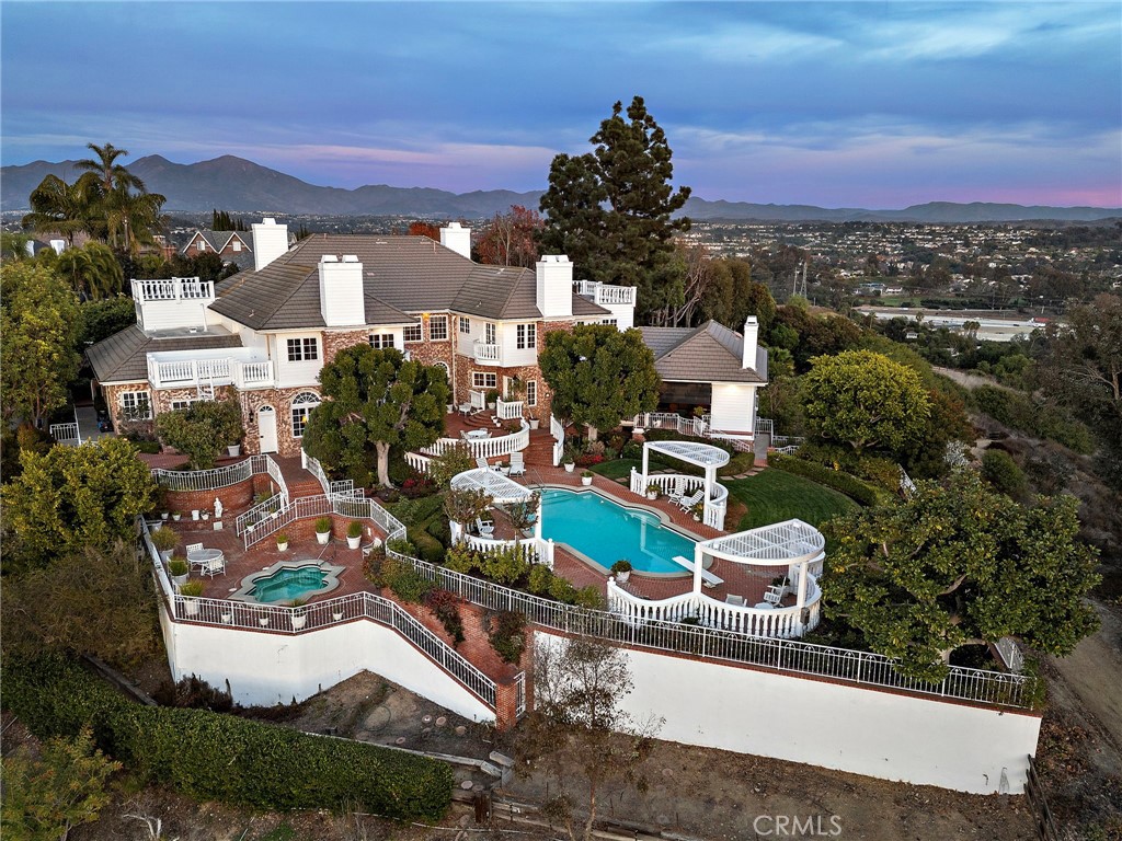 Nellie Gail (NG) - Residential