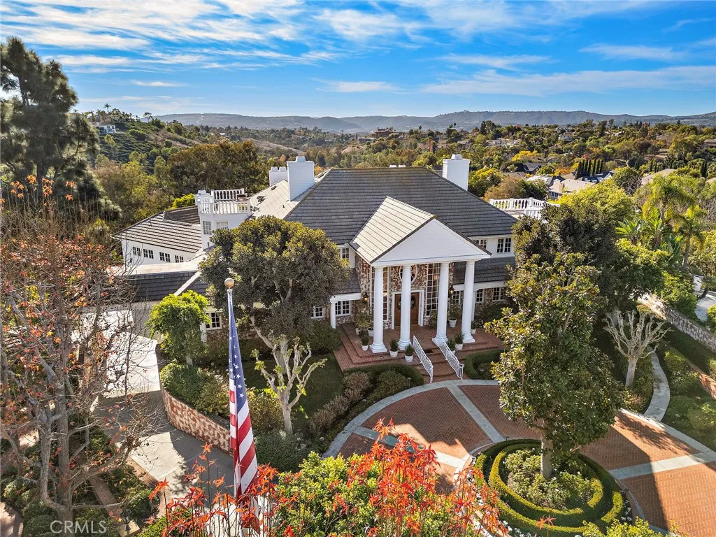 Laguna Hills, California 92653, United States, 6 Bedrooms Bedrooms, ,9 BathroomsBathrooms,Residential,Active,20049