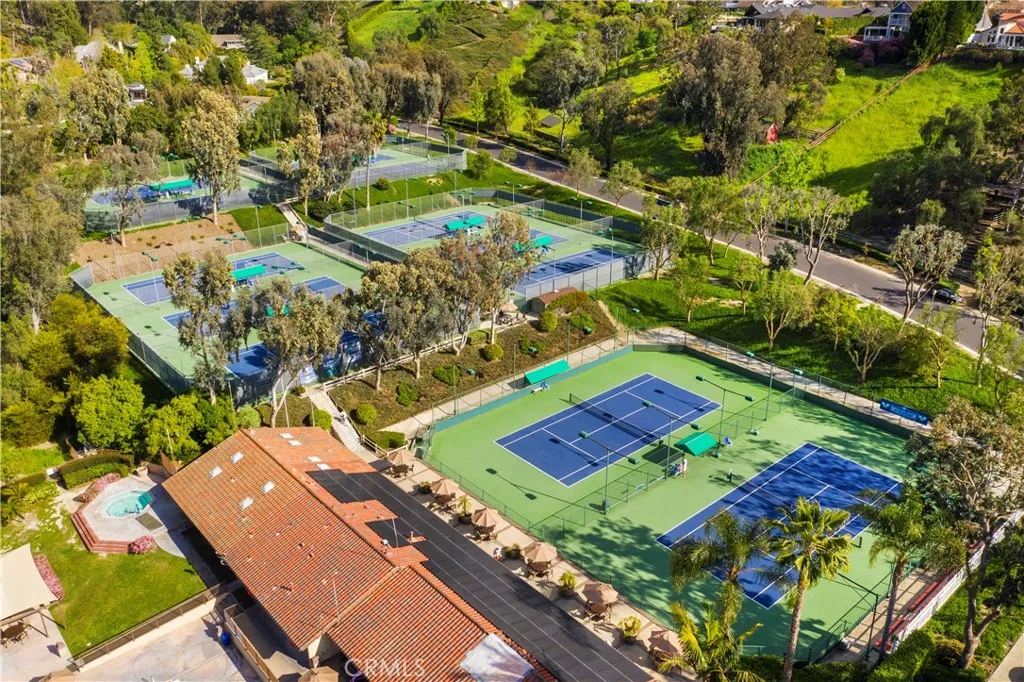 Laguna Hills, California 92653, United States, 6 Bedrooms Bedrooms, ,9 BathroomsBathrooms,Residential,Active,20049