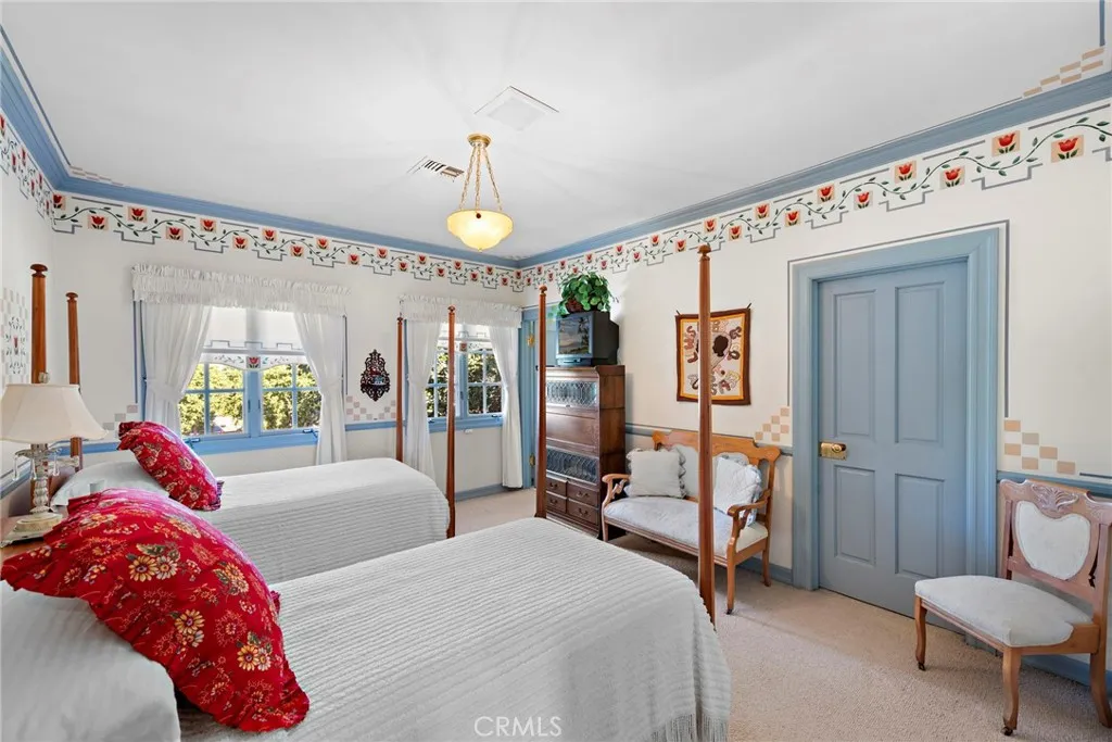 Laguna Hills, California 92653, United States, 6 Bedrooms Bedrooms, ,9 BathroomsBathrooms,Residential,Active,20049