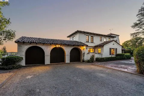 921 Warren Street, Hayward, CA 94541 - MLS#: 41119045