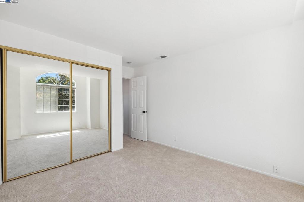 ROSE PARK - Residential Lease