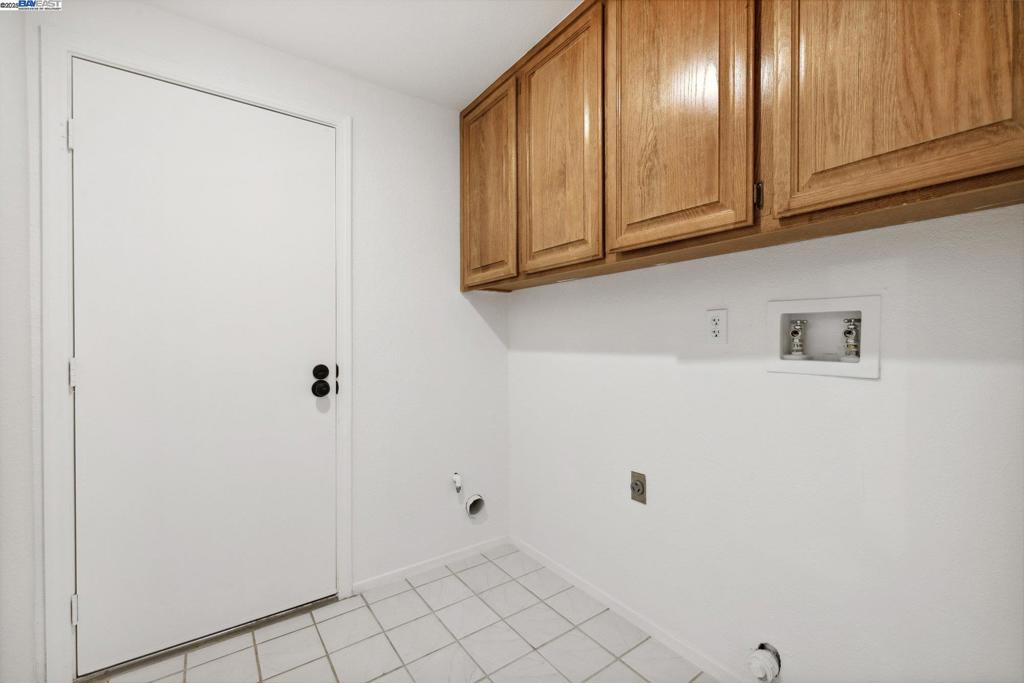 ROSE PARK - Residential Lease