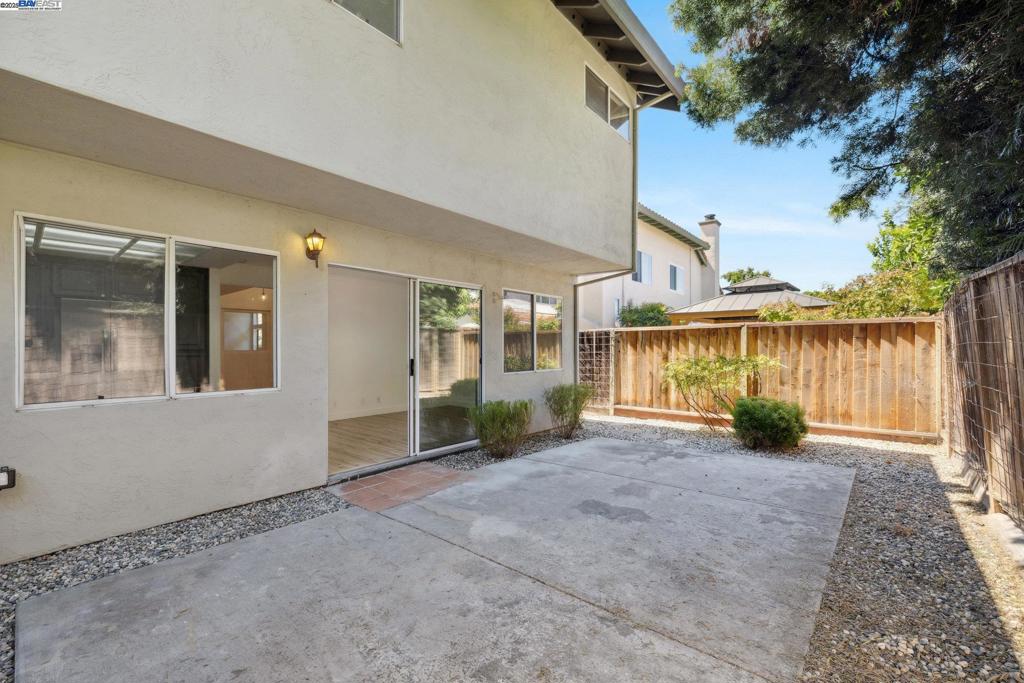 ROSE PARK - Residential Lease