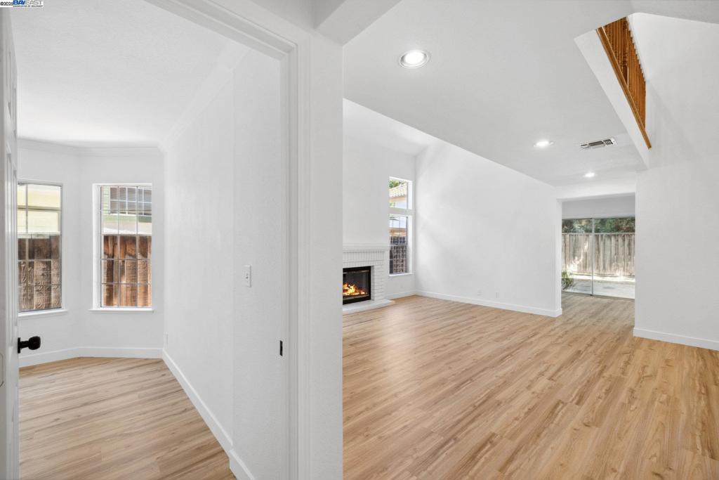 ROSE PARK - Residential Lease