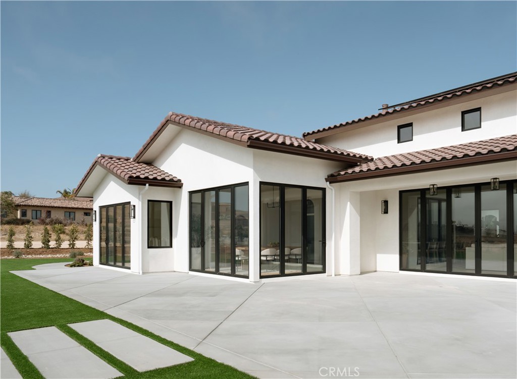 West of 101(1000) - Residential