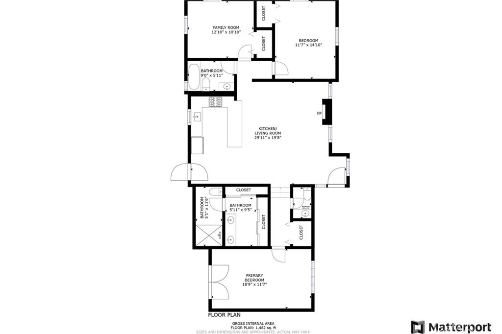 Main image without alt text