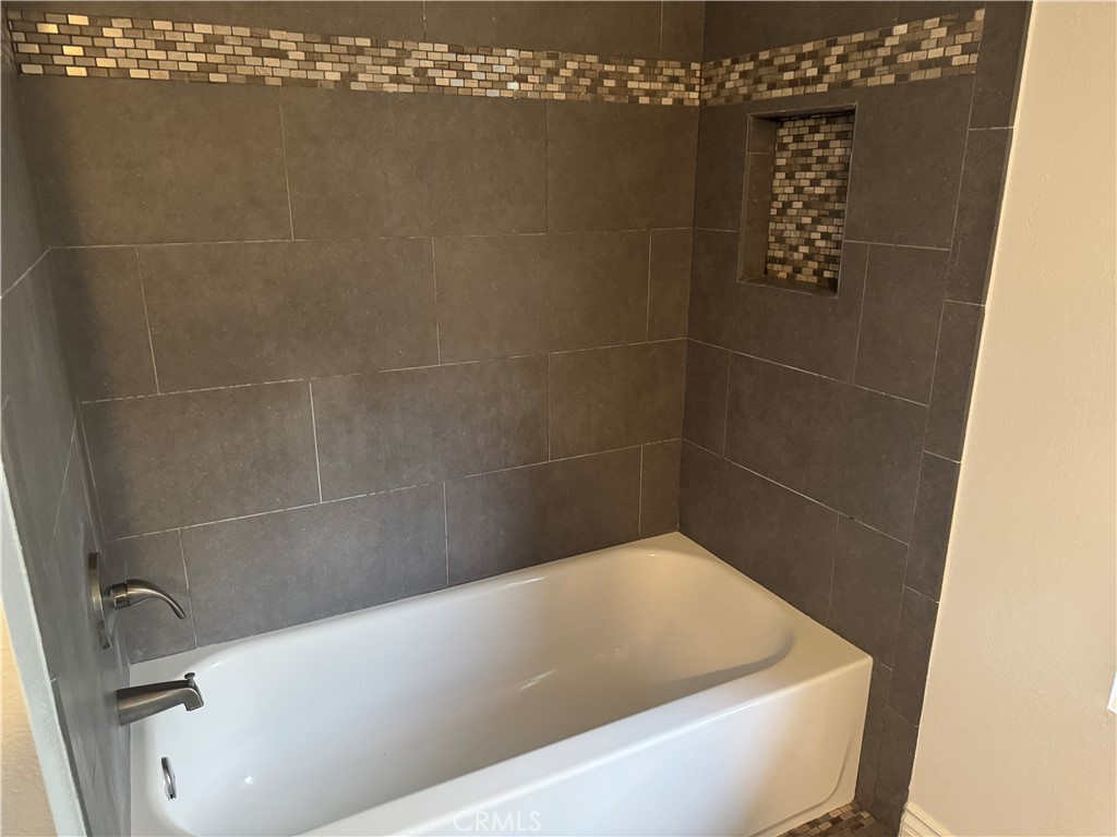 Estates (ES) - Residential