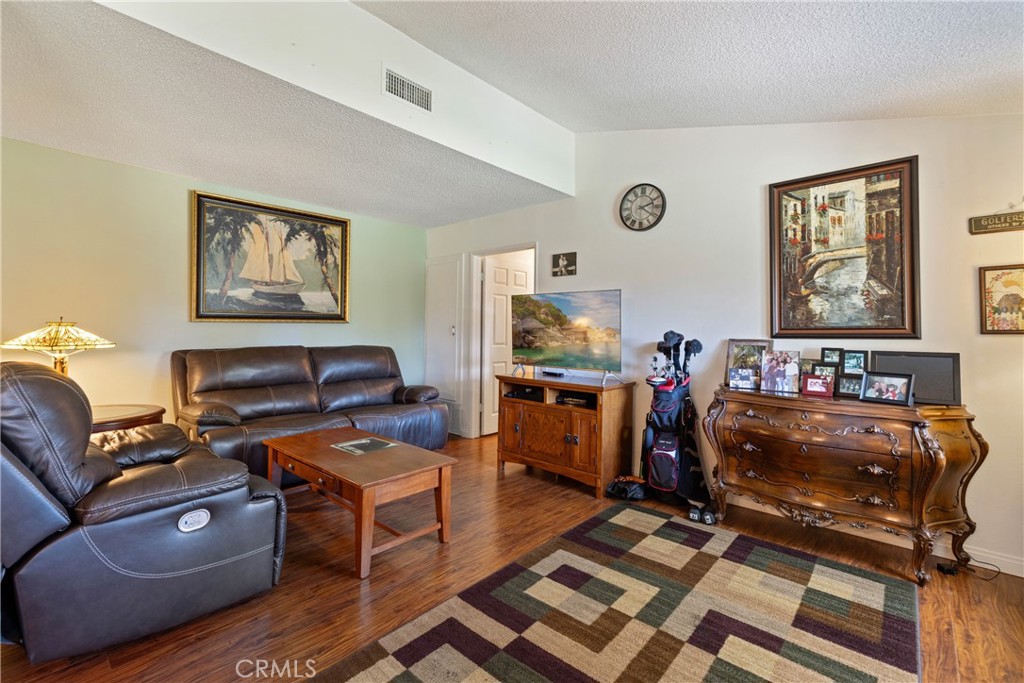 19211 Avenue Of The Oaks A