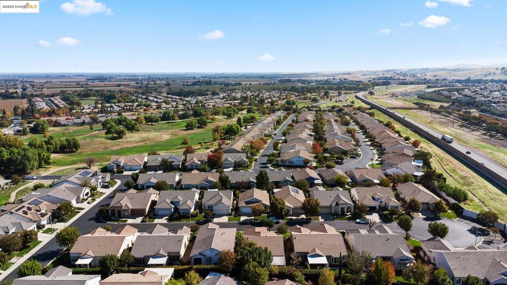 SUMMERSET - Residential