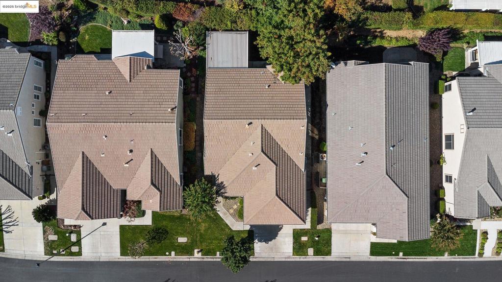 SUMMERSET - Residential