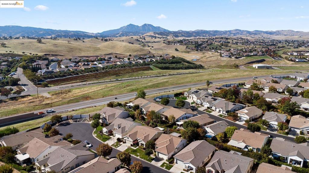 SUMMERSET - Residential