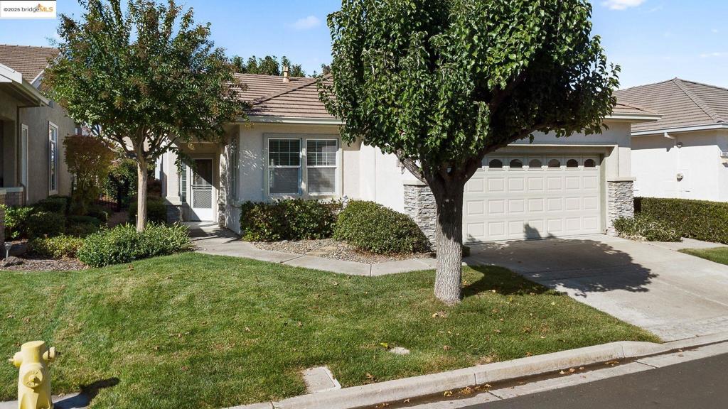 SUMMERSET - Residential