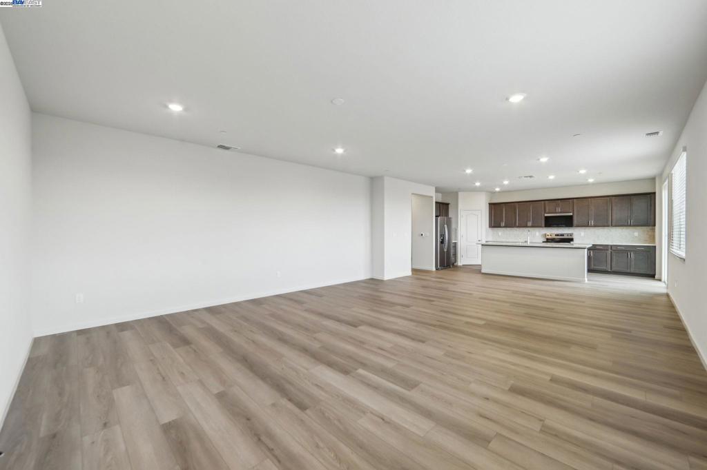 BAYVIEW - Residential