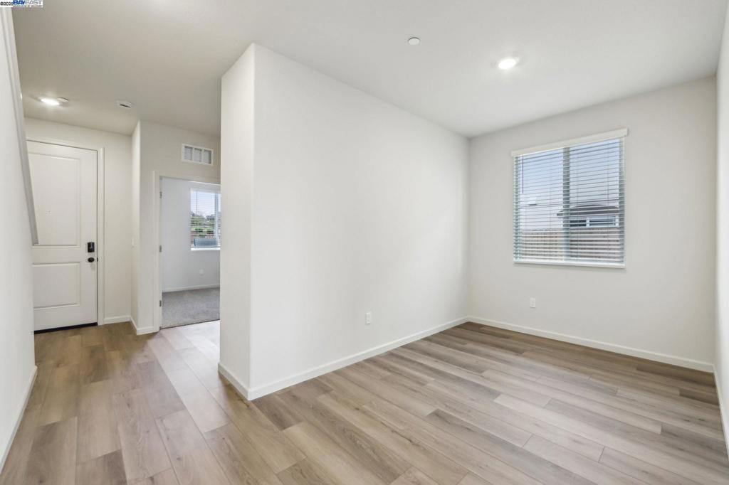 BAYVIEW - Residential