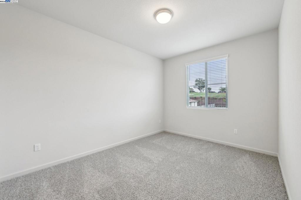 BAYVIEW - Residential