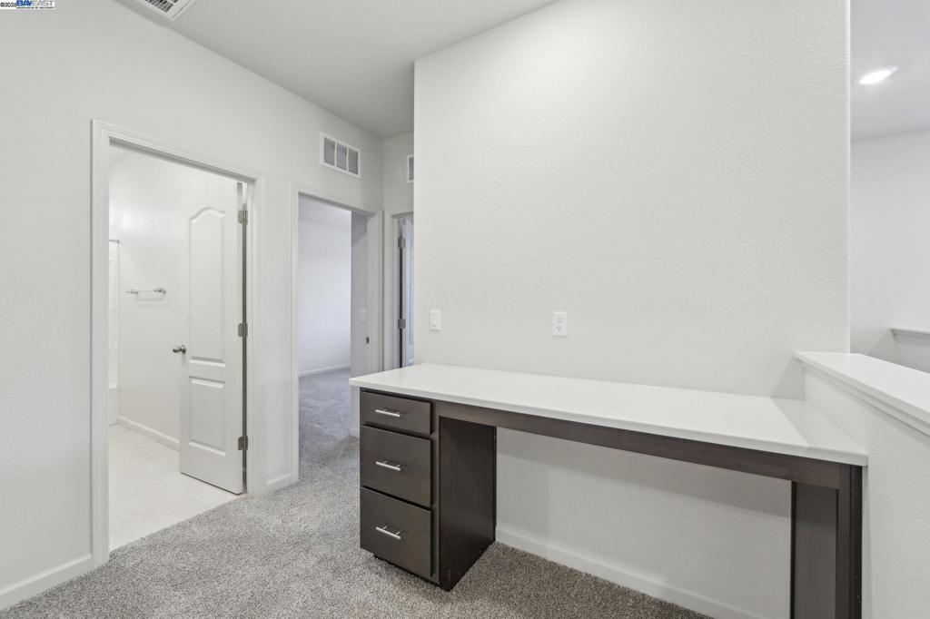 BAYVIEW - Residential