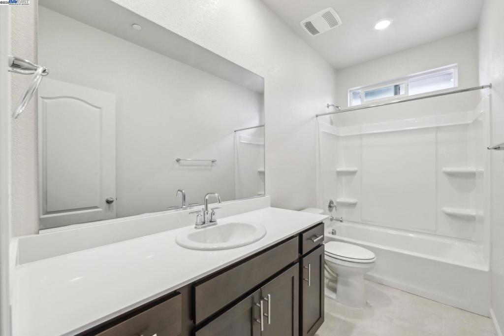 BAYVIEW - Residential